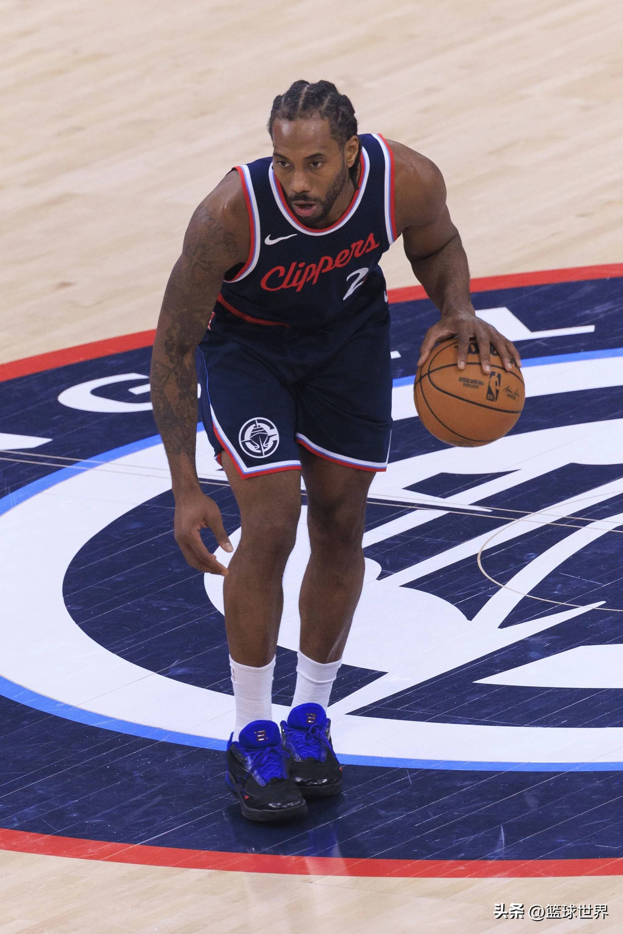 马刺力克新疆队,伦纳德高光表现 马刺力克新疆队,伦纳德高光表现