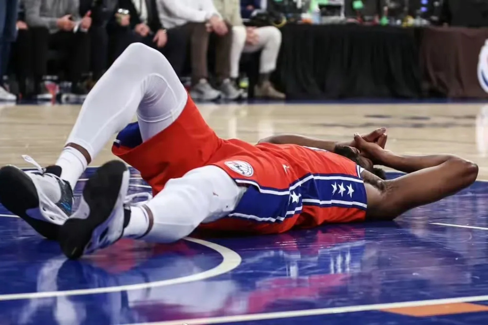 灰熊绝杀四川队,恩比德统治全场 灰熊绝杀四川队,恩比德统治全场